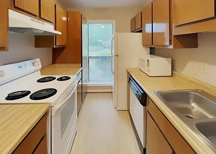 Scenic Golf Villa River Club 2Br Getaway
