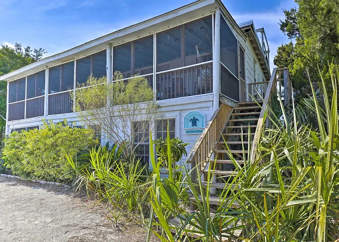 Pawleys Island House, - Steps To Beach & Creek!