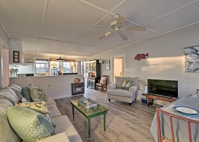 Pawleys Island House, - Steps To Beach & Creek!